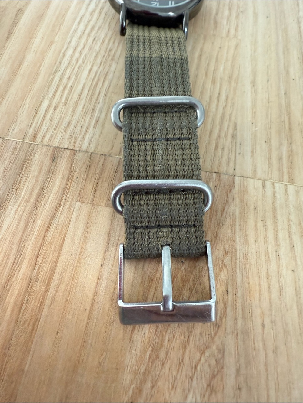 Timex weekender charcoal gray dial military green nylon strap watch NEW BATTERY - Picture 4 of 11